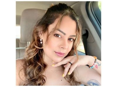 Lari Riquelme: "No me drogo y no hago tríos"