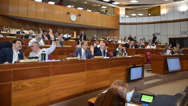 “No es momento de tratar reglamentación de Perdida de Investidura”, dice presidente de Diputados