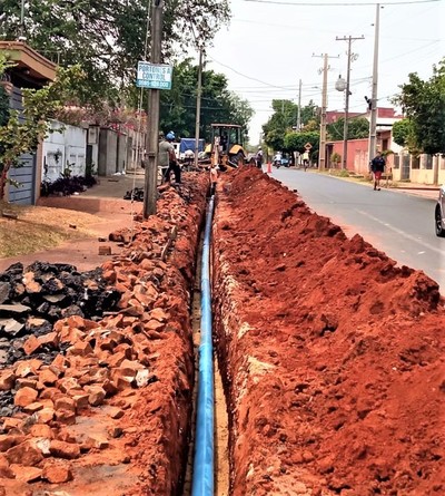 Essap extiende tuberías para mejorar provisión de agua potable en Luque | .::Agencia IP::.