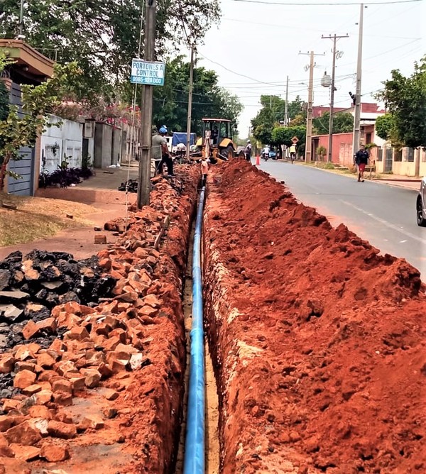 Essap extiende tuberías para mejorar provisión de agua potable en Luque | .::Agencia IP::.