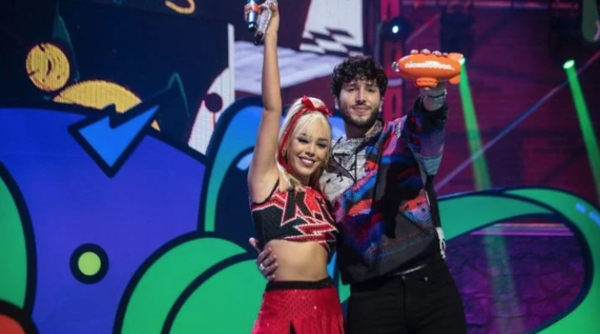 HOY / Danna Paola triunfa en los Kids Choice Awards de México