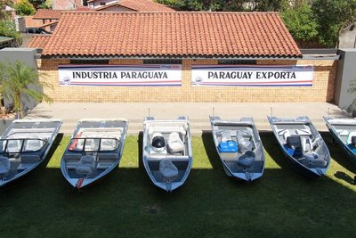 Por primera vez se exportan lanchas de aluminio a Uruguay - El Trueno