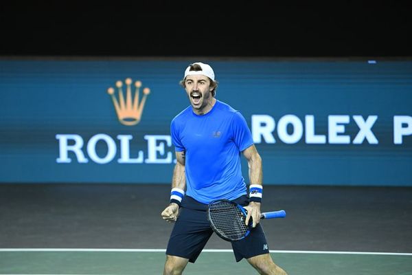 Thompson remonta ante Coric - Tenis - ABC Color