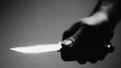 Hombre atacó con cuchillo a tres personas – Prensa 5