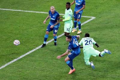 Lazio se estanca en Rusia y subasta la primera posición
