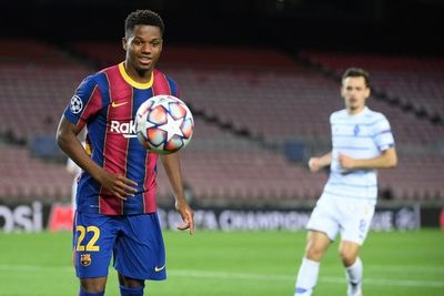 El Barça salva su racha de triunfos ante un Dinamo diezmado - Fútbol - ABC Color