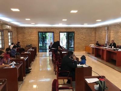 CDE: Concejales postergan estudio de proyectos de modificación de varias ordenanzas - ABC en el Este - ABC Color