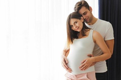 Crónica / “Esperamos un bebé con mi novia, pero extraño a la otra”