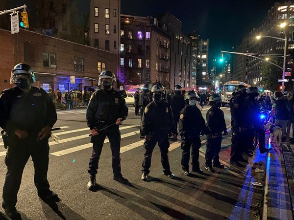 Decenas de arrestados en Nueva York en protestas contra el presidente Trump