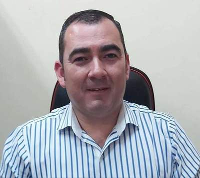 Abogado Luis Gallardo buscará la intendencia de Presidente Franco