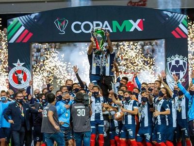 Celso Ortiz es nuevamente campeón en México - Fútbol - ABC Color