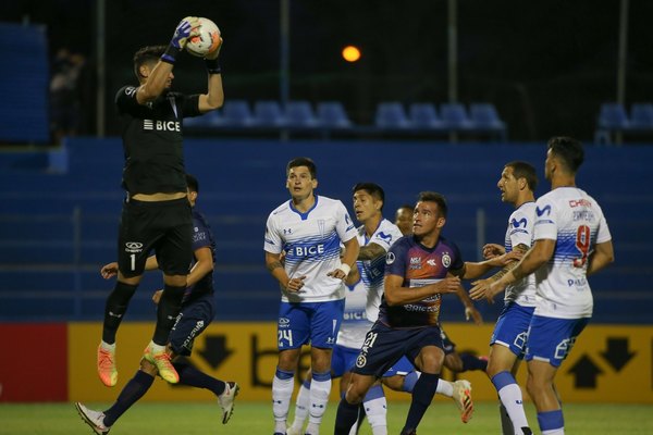 Sol de América va por imponerse en Chile