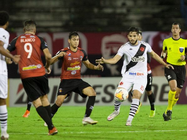 Vasco enfrentará a Defensa y Justicia en los octavos de la Sudamericana