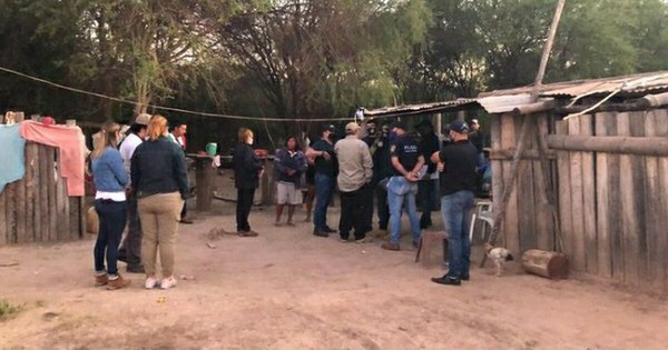 La Nación / Detienen a dos personas que habrían intentado extorsionar a familia de Óscar Denis