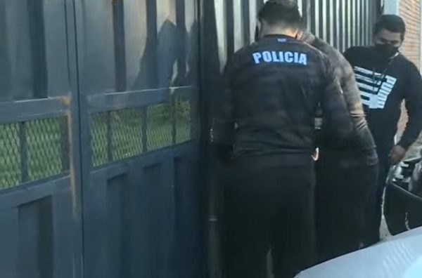 Allanan depósito de Turrini en Mariano por caso de megacargamento de cocaína | OnLivePy