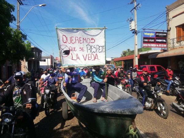 Ayolas: Pescadores repudian la habilitación de pesca deportiva durante la veda