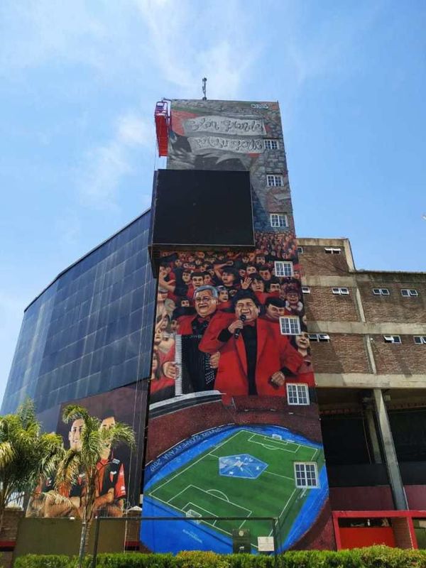 Mural de La Nueva Olla en Santa Fe - Fútbol - ABC Color