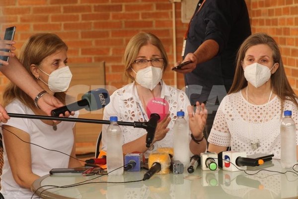 Crónica / Dos mujeres detenidas por intentar extorsionar a la familia Denis