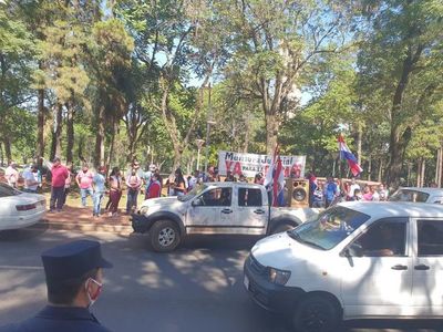 CDE: pobladores piden mensura de finca 66  - ABC en el Este - ABC Color