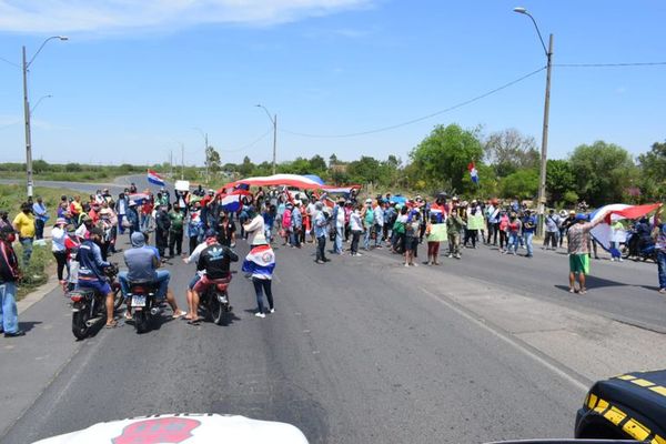 Pobladores se manifiestan en contra de la creación del municipio “Nueva Asunción” en Chaco’i - Nacionales - ABC Color