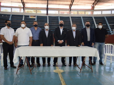 Autoridades visitaron sede del Nacional de Futsal FIFA - APF