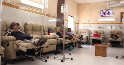 La Nación / Retrasar tratamiento de cáncer un mes aumenta el riesgo de muerte entre un 6 y un 13%