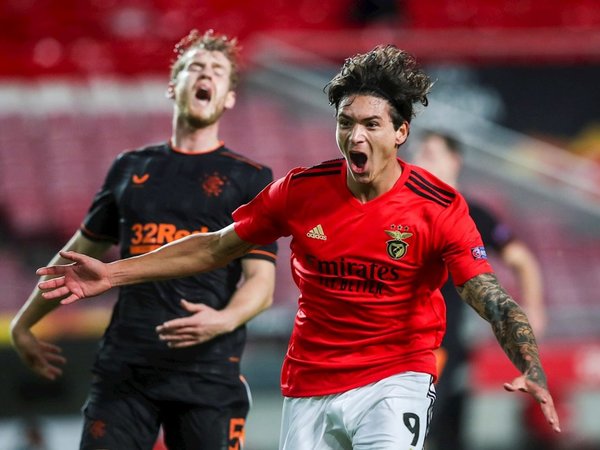 Benfica rescata un empate en el tiempo de prolongación