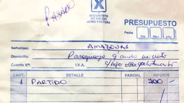 »PARAGUAYA QUE ANDA EN AUTO CON EL HIJO RE PELOTUDITO»