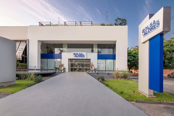 Bolsa de Asunción inaugura su nueva oficina en Villa Morra