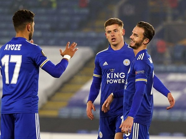 El Leicester prolonga su pleno de victorias con una goleada