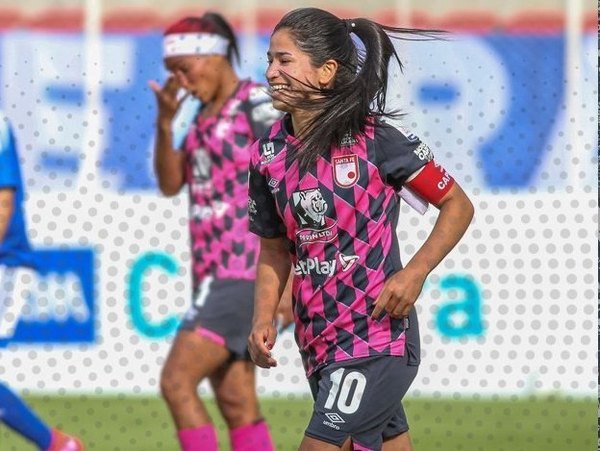 Fany Gauto fue capitana y goleadora en el clásico