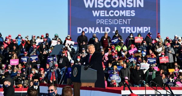 La Nación / Facebook cierra un grupo pro-Trump que buscaba detener el conteo de votos