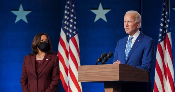 La Nación / Una larga y ansiosa espera en la ciudad de Joe Biden