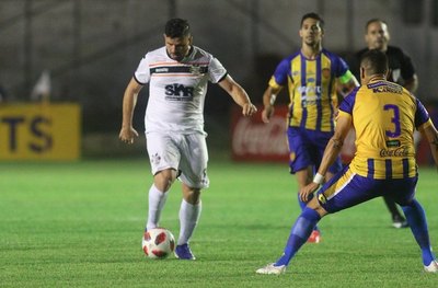 Crónica / "No me afecta lo que dicen de mi físico"