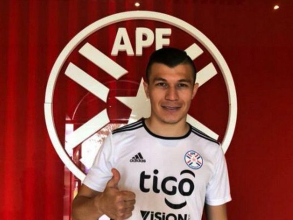 Bajas en el arco y es citado Braian Samudio