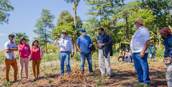 Gobernador de Caaguazú se reúne con nativos - Noticiero Paraguay
