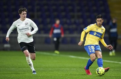 Blas Riveros debutó, hizo un lujo y asistió en el triunfo del Brøndby IF