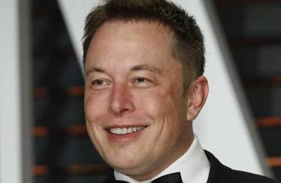 La estafa de miles de dólares que hizo un falso Elon Musk utilizando los tuits de Trump - C9N