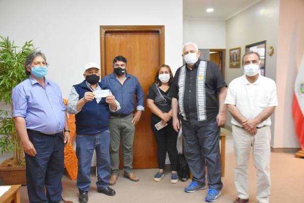 INSTITUCIONES RECIBEN RESPALDO DE LA GOBERNACIÓN CON APORTES