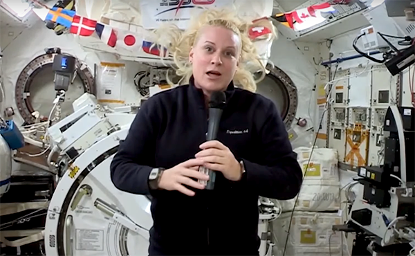 Una de las elecciones más reñidas en la historia de Estados Unidos tiene votantes por doquier… incluso, desde el espacio. | OnLivePy