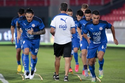 Novedades y retornos en lista definitiva de convocados de la Albirroja para juegos ante Argentina y Bolivia - Megacadena — Últimas Noticias de Paraguay