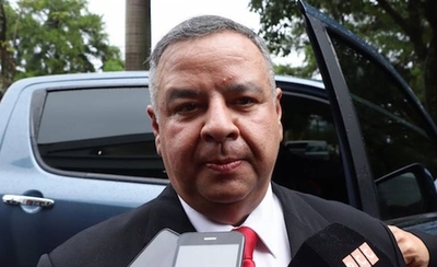 Condecoran al ministro de Inteligencia por trabajo antiterrorista | OnLivePy