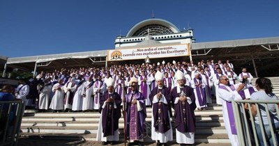 La Nación / Obispos del Paraguay se pronuncian contra la violencia y exhortan por la libertad de secuestrados