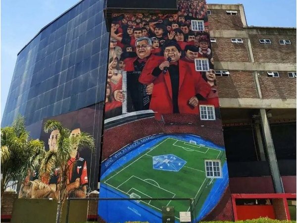 La Nueva Olla luce en el mural de los sabaleros