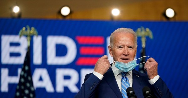 La Nación / Twitter califica a Biden como “presidente electo”