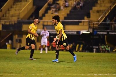 Guaraní logra su primera victoria ante General
