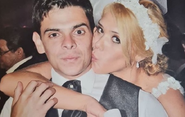 Gaby Mena afirma que sigue muy enamorada de su esposo