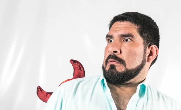 HOY / La obra "Los dilemas de Roberto" regresa en formato autoteatro