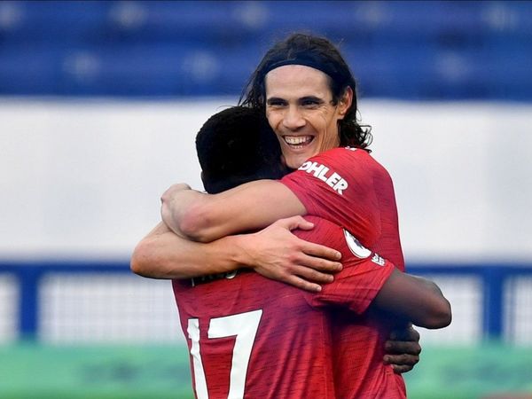 Cavani se estrena como goleador en el regreso de James