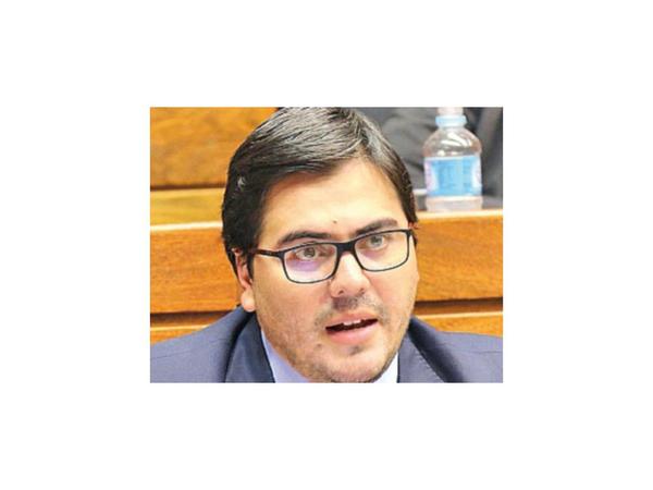 Acusan a “mafia del transporte de desestabilizar el billetaje”